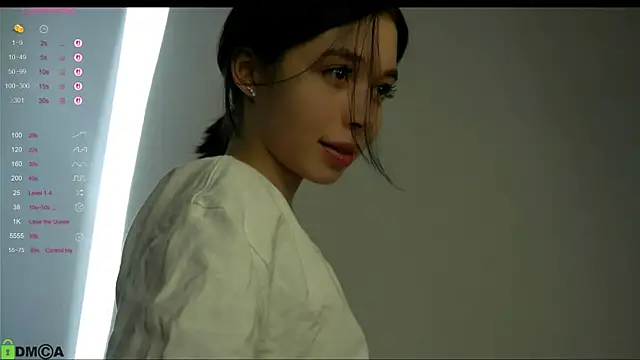 Snapshot of LittleOriana chatting on February 2026 11:18:01 AM LittleOriana online show from February 2026 11:18:01 AM