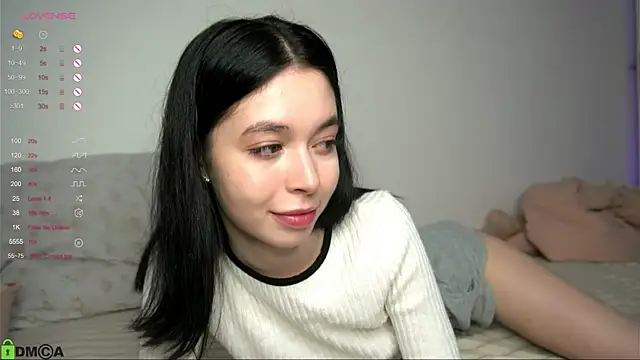Snapshot of LittleOriana chatting on February 2026 04:13:02 AM LittleOriana online show from February 2026 04:13:02 AM