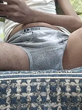 fakelove95 online show from April 2026 08:18:01 PM