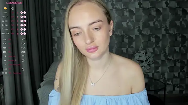 Snapshot of A_delina chatting on November 2025 01:40:01 PM A delina online show from November 2025 01:40:01 PM