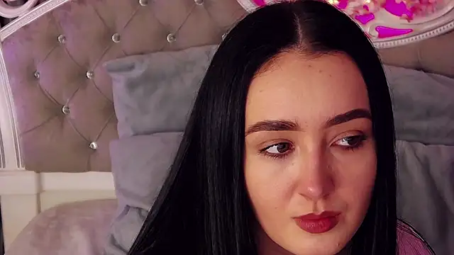 KimKhallifa online show from February 2026 06:51:01 AM