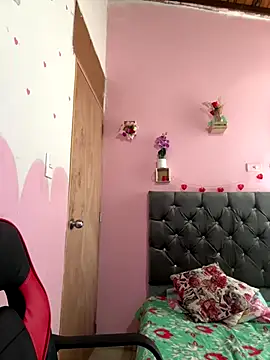 Snapshot of emmariders2 chatting on September 2025 02:53:01 PM emmariders2 online show from September 2025 02:53:01 PM