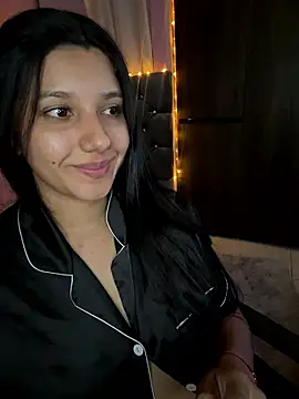 Snapshot of emmariders2 chatting on January 2026 08:38:01 AM emmariders2 online show from January 2026 08:38:01 AM