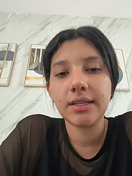 Snapshot of emmariders2 chatting on April 2026 11:32:01 AM emmariders2 online show from April 2026 11:32:01 AM