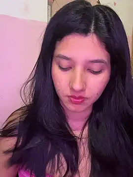 Snapshot of emmariders2 chatting on April 2026 10:52:02 AM emmariders2 online show from April 2026 10:52:02 AM