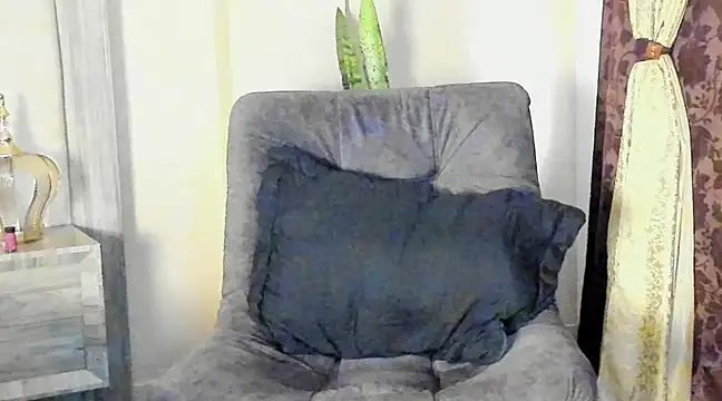 benjamincol online show from February 2025 07:55:01 PM