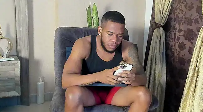 benjamincol online show from February 2025 12:21:02 PM