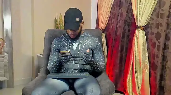 benjamincol online show from February 2025 01:24:01 AM