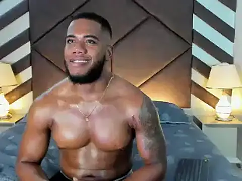 benjamincol online show from February 2025 04:10:02 AM