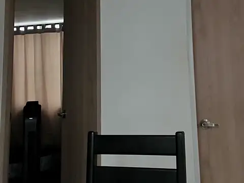 benjamincol online show from June 2026 07:39:01 PM