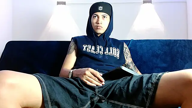 Br4ndxpimm online show from October 2025 01:52:01 PM