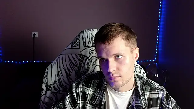 Leonnextdoor online show from January 2025 12:49:01 PM