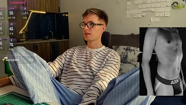 Leonnextdoor online show from February 2026 10:03:02 AM