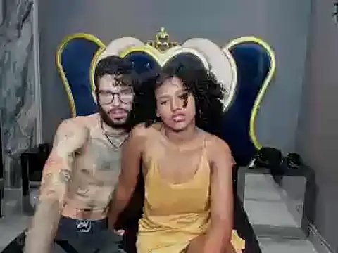 Snapshot of JenniferandBen chatting on January 2025 10:19:01 PM JenniferandBen online show from January 2025 10:19:01 PM
