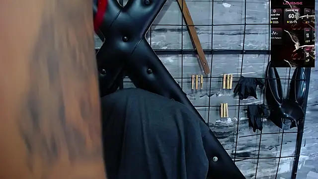 Alana Roth online show from November 2025 07:13:02 PM