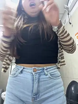 lunagonzales lima 2007 online show from January 2026 05:26:01 PM