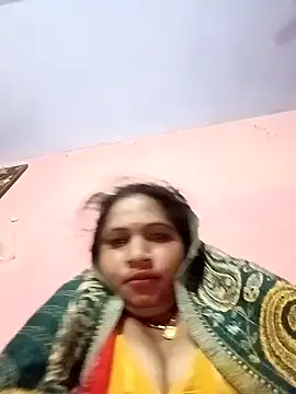 Snapshot of Aadhya_Bahri chatting on January 2025 11:37:02 PM Aadhya Bahri online show from January 2025 11:37:02 PM
