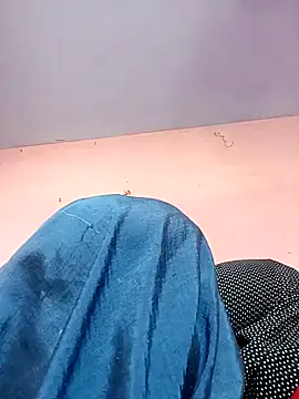 Snapshot of Aadhya_Bahri chatting on January 2025 08:10:02 AM Aadhya Bahri online show from January 2025 08:10:02 AM