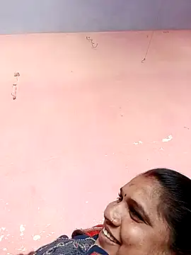 Snapshot of Aadhya_Bahri chatting on January 2025 06:43:02 AM Aadhya Bahri online show from January 2025 06:43:02 AM
