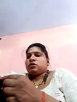 Snapshot of Aadhya_Bahri chatting on February 2025 06:48:01 AM Aadhya Bahri online show from February 2025 06:48:01 AM