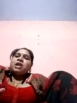 Snapshot of Aadhya_Bahri chatting on February 2025 02:04:01 PM Aadhya Bahri online show from February 2025 02:04:01 PM
