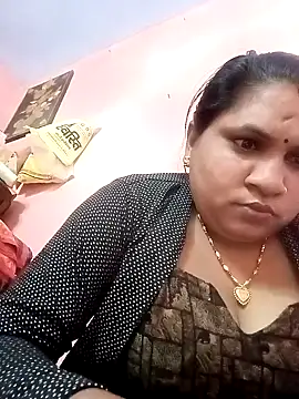 Snapshot of Aadhya_Bahri chatting on February 2025 06:12:02 AM Aadhya Bahri online show from February 2025 06:12:02 AM