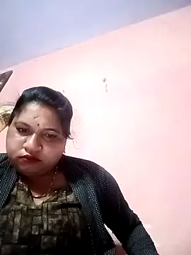 Snapshot of Aadhya_Bahri chatting on February 2025 11:46:02 PM Aadhya Bahri online show from February 2025 11:46:02 PM