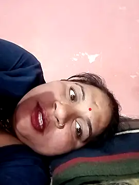Snapshot of Aadhya_Bahri chatting on February 2025 03:29:01 PM Aadhya Bahri online show from February 2025 03:29:01 PM