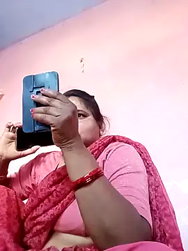 Snapshot of Aadhya_Bahri chatting on February 2025 10:59:01 AM Aadhya Bahri online show from February 2025 10:59:01 AM