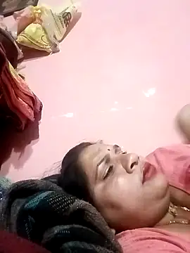 Snapshot of Aadhya_Bahri chatting on February 2025 05:58:01 PM Aadhya Bahri online show from February 2025 05:58:01 PM