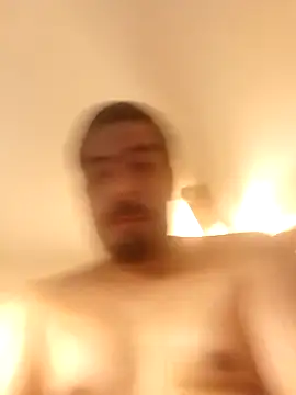 Snapshot of k1oudE chatting on November 2025 05:02:01 AM k1oudE online show from November 2025 05:02:01 AM