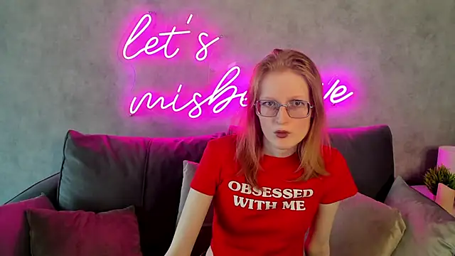 Snapshot of ElizabethHarpper chatting on February 2025 08:08:01 AM ElizabethHarpper online show from February 2025 08:08:01 AM