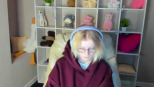 ElizabethHarpper online show from December 2025 12:37:02 AM