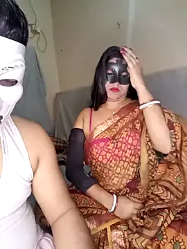 Hot muskaan online show from February 2026 06:19:01 PM