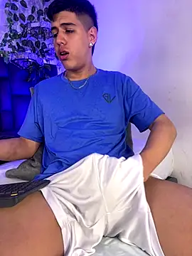 Angel Khouri online show from October 2025 03:37:02 AM