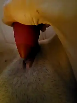 Snapshot of blondiiyy chatting on January 2025 02:35:02 PM blondiiyy online show from January 2025 02:35:02 PM