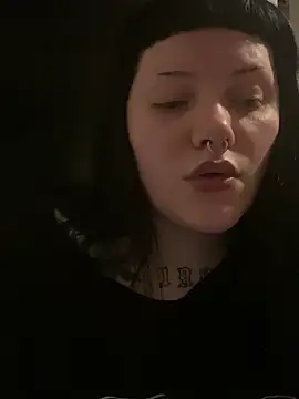 Gothicsiren online show from January 2025 09:18:01 PM