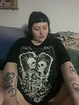 Gothicsiren online show from January 2025 11:53:02 PM