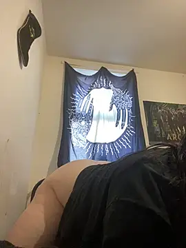 Gothicsiren online show from February 2025 02:11:02 PM