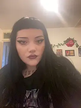 Gothicsiren online show from March 2025 03:06:01 PM