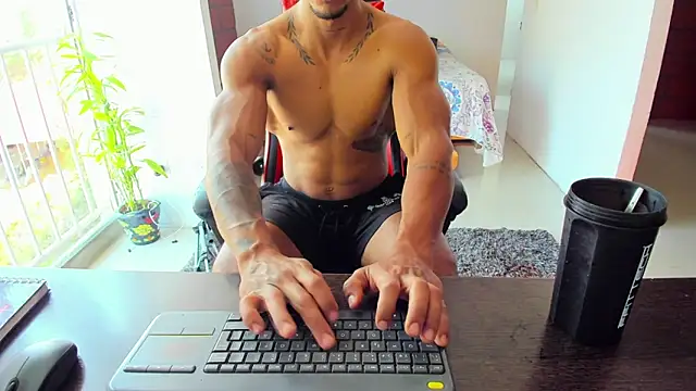 Snapshot of Adam_Valenciia chatting on September 2025 02:51:01 PM Adam Valenciia online show from September 2025 02:51:01 PM