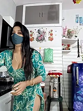 Best-Couple online show from November 2025 03:05:01 AM