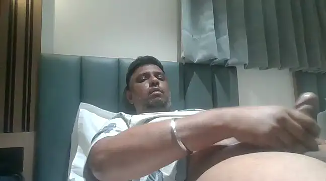 jemes21in online show from January 2025 05:31:02 PM