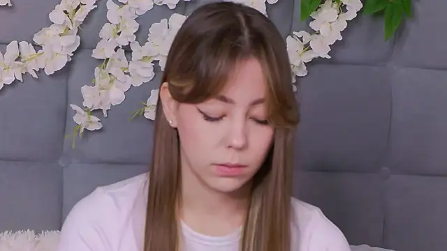 TheEmma online show from November 2025 07:08:02 AM