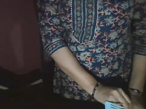 Snapshot of Hot-shanvi chatting on March 2026 05:05:02 PM Hot-shanvi online show from March 2026 05:05:02 PM