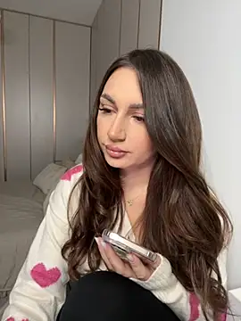 claraxjoyy online show from November 2025 05:28:02 AM