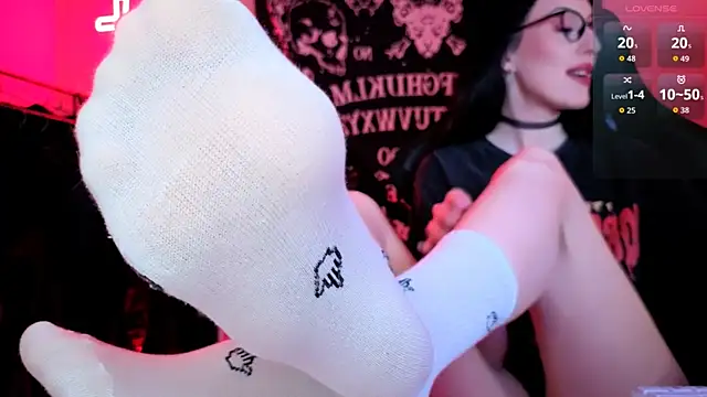 Snapshot of Miss_Alice__ chatting on March 2026 05:45:01 PM Miss Alice online show from March 2026 05:45:01 PM