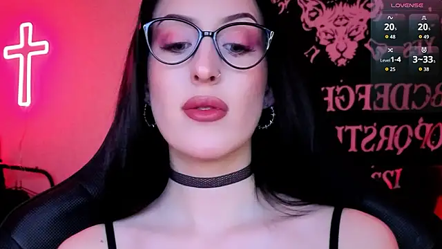 Snapshot of Miss_Alice__ chatting on March 2026 11:05:02 PM Miss Alice online show from March 2026 11:05:02 PM