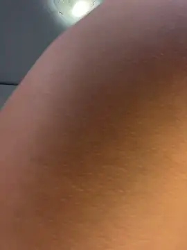 Snapshot of TheYourL chatting on October 2025 04:44:02 AM TheYourL online show from October 2025 04:44:02 AM