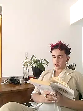 Lian Noath online show from January 2025 07:05:01 PM